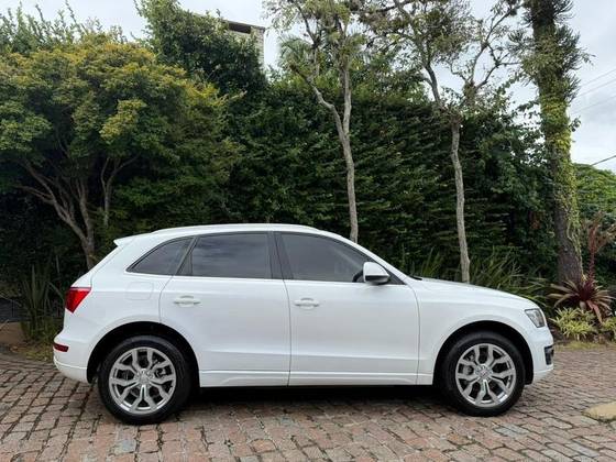 AUDI Q5 2.0 TFSI AMBIENTE 16V 211CV GASOLINA 4P AUTOMÁTICO
